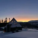 Habitación en casa particular Hessdalen Ufocamp